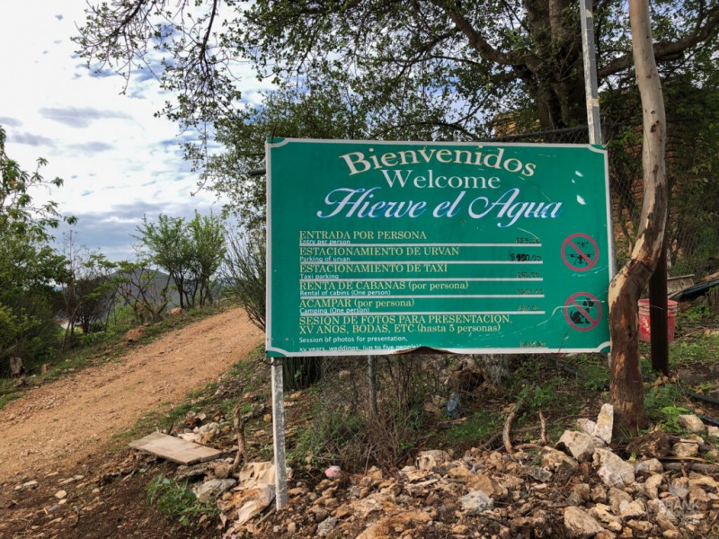 Por conflicto territorial, cierran accesos a Hierve El Agua