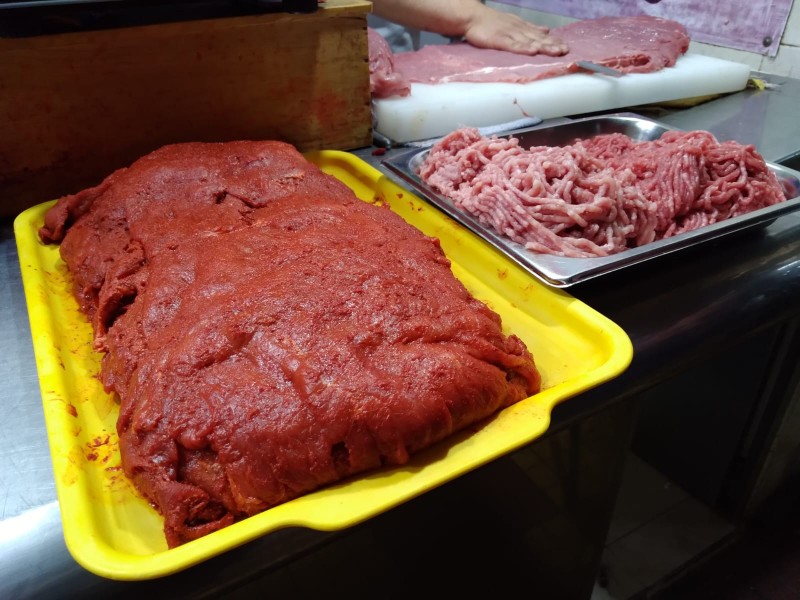 Por cuaresma disminuye 60% consumo de carne, cierran carnicerías
