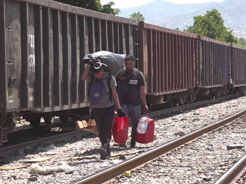 Por deshidratación la Cruz Roja atiende a migrantes