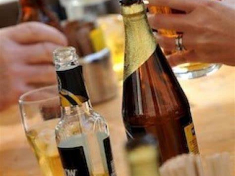 Por el calor incrementan las ventas en alcohol