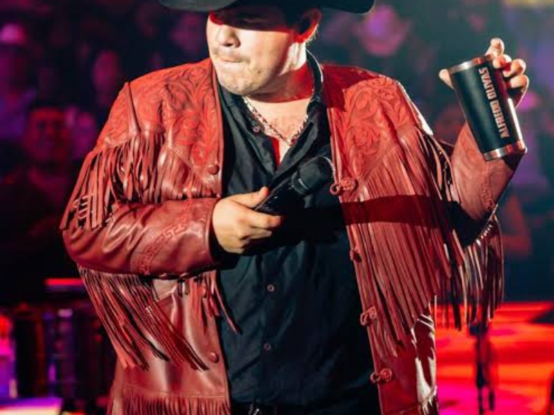 Por falta de condiciones cancelan concierto de Alfredo Olivas