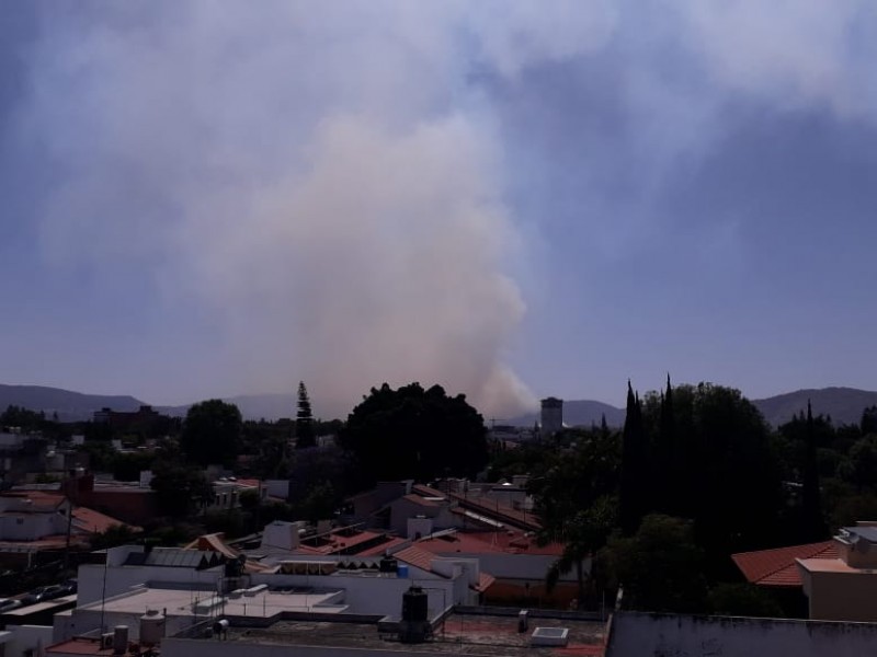 Por incendio se activa Alerta Atmosférica en Zapopan