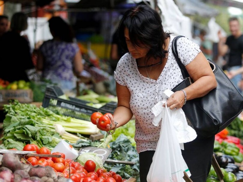Por inflación, restaurantes modifican platillos para economizar y sacrifican utilidades