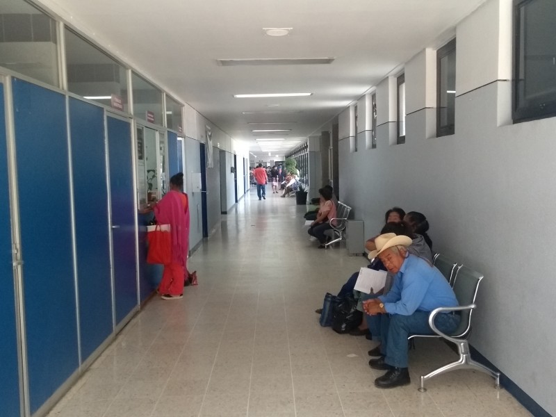 Por inseguridad, faltan médicos especialistas en Hospital General