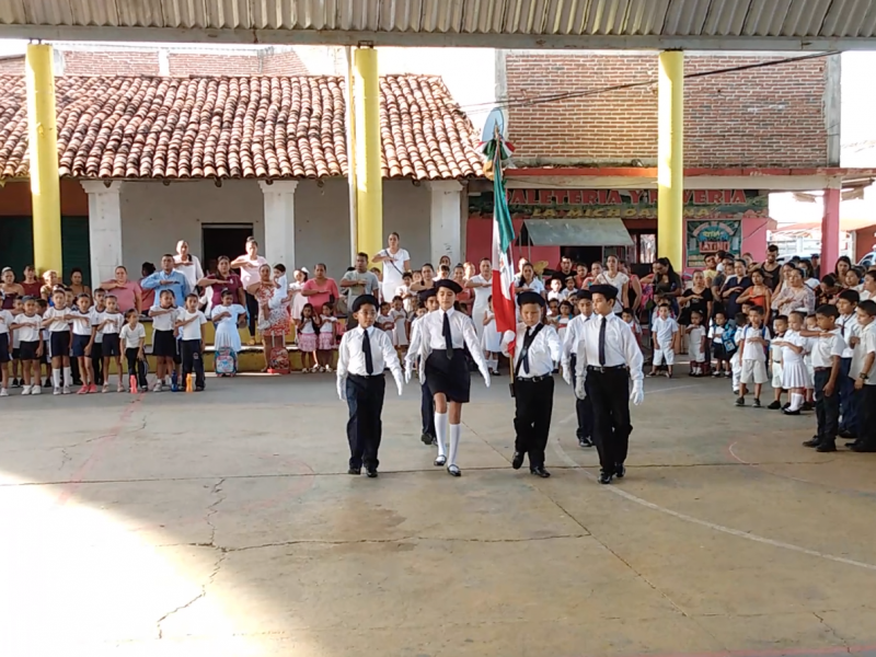 Por inseguridad, primaria no reanudó labores en Zihuatanejo