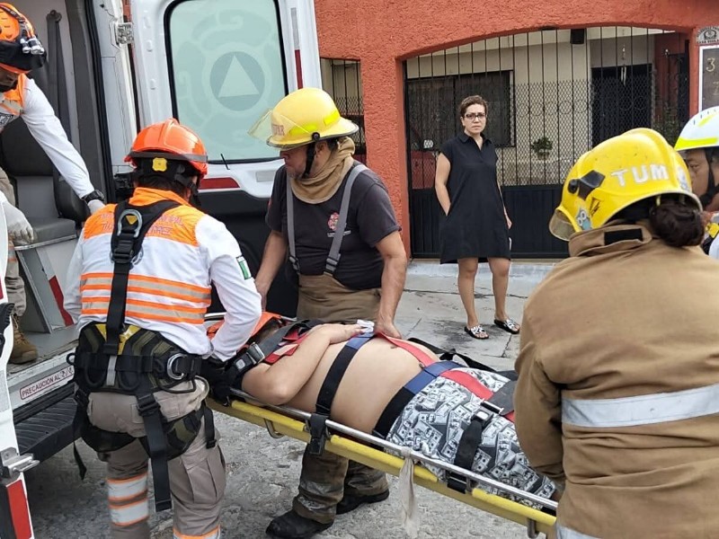 Por intentar rescatar a un gato, resulta con fractura