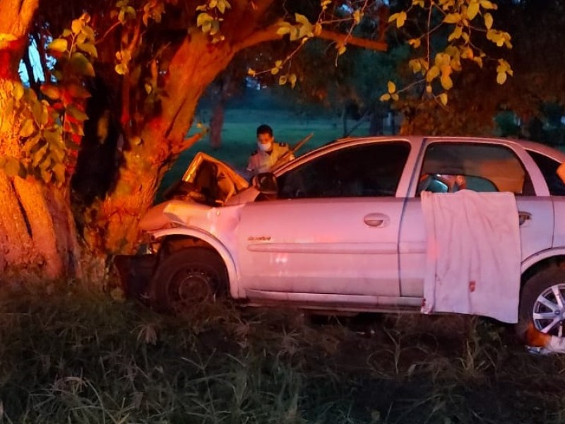 Por lluvias, tres percances vehiculares e inundación de viviendas