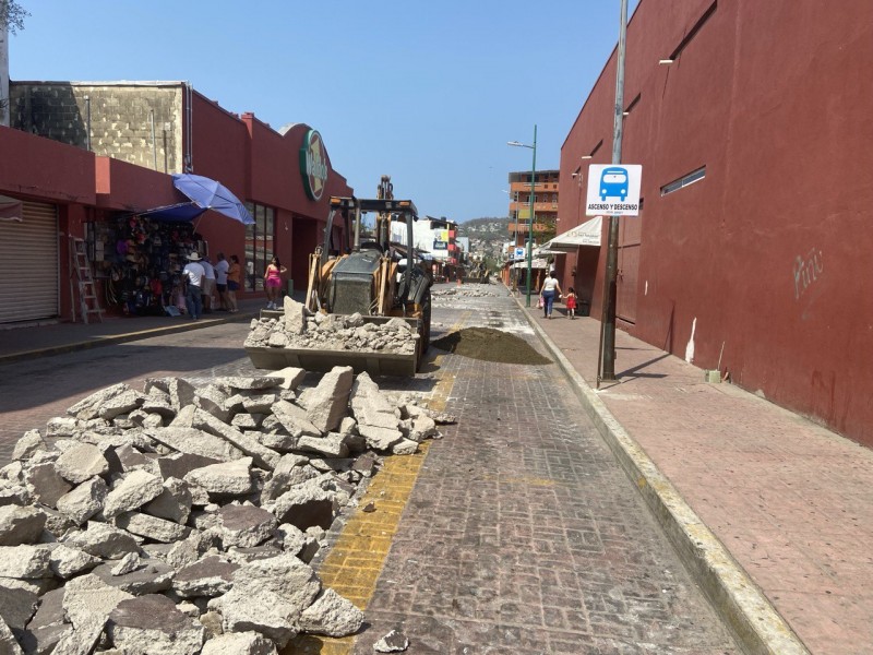 Por malos trabajos, CAPASEG abre nuevamente la calle Antonia Nava