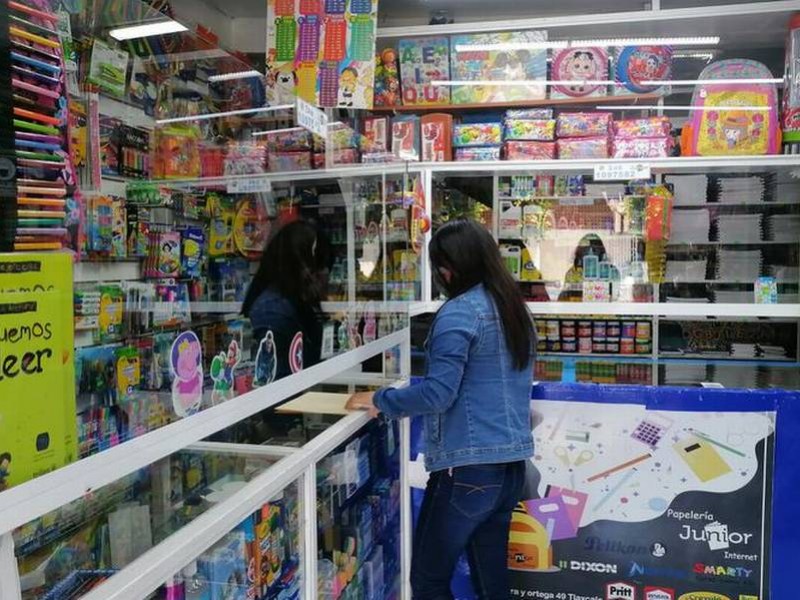 Por regreso a clases, papelerías prevén ventas del 100%