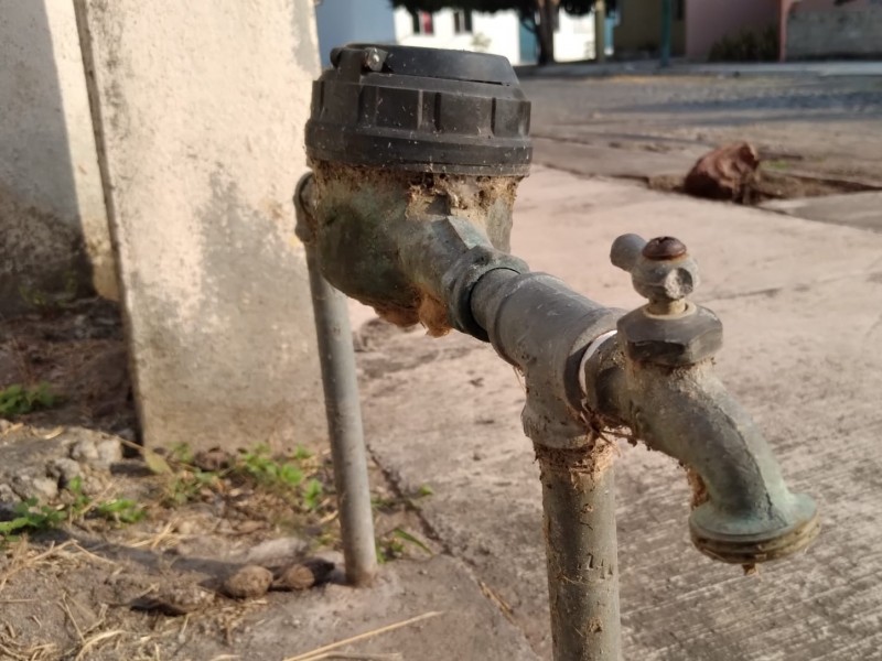 Por reparaciones, 3 colonias de Manzanillo no tendrán agua