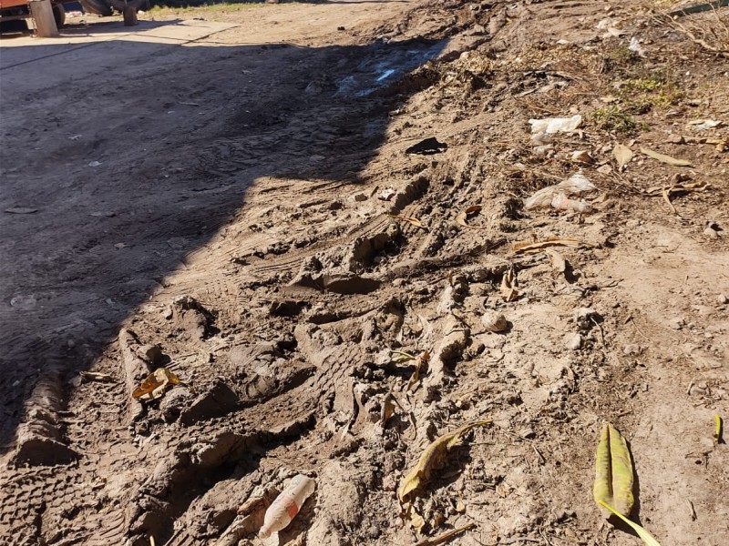 Por reparar fuga los dejan sin agua en San Miguel