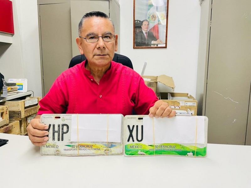 Por salir de circulación placas automotrices en Veracruz