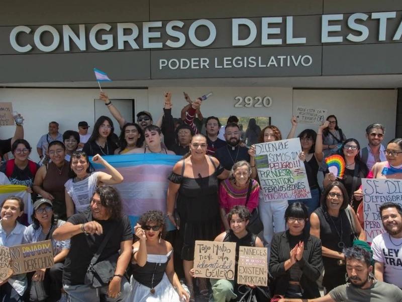 Por segunda vez, vetan en Querétaro Ley de Identidad de Género