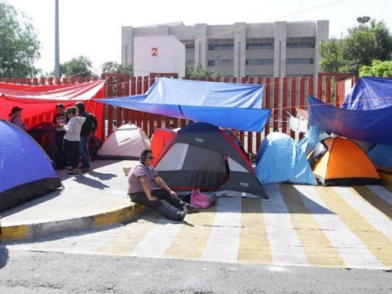 Por segundo día suspenden actividades en San Lazaro