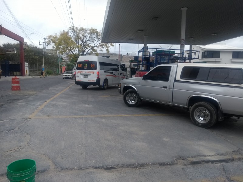 Por seguridad piden colocar guarniciones en gasolinera