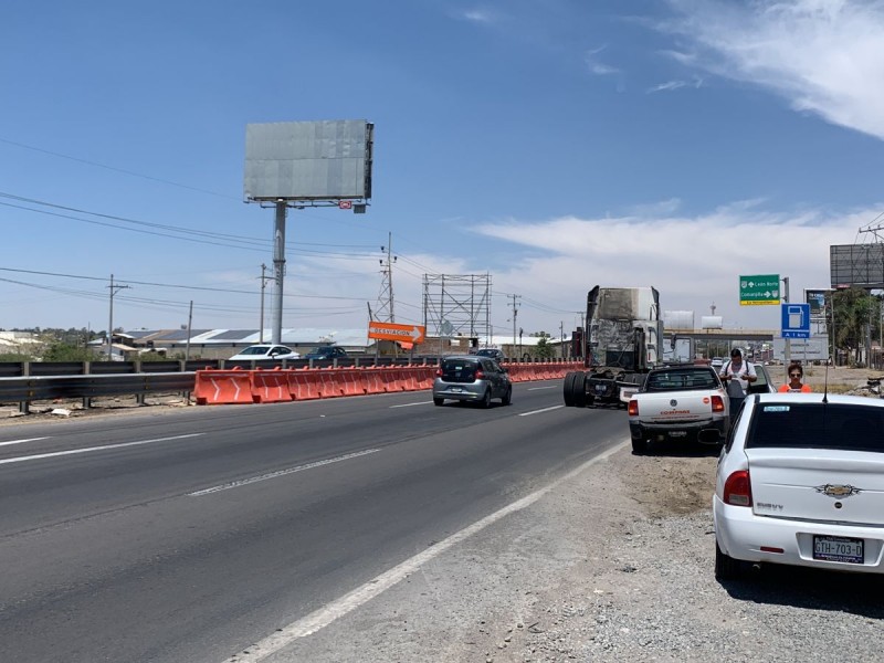 Por seguridad, piden guanajuatenses agilizar obras en la León-Silao.