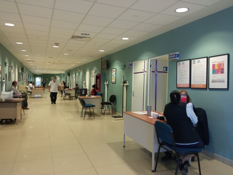 Por supuestas irregularidades, trabajadores se manifestarán en Centro de Salud