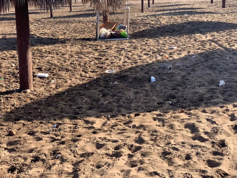 Por una playa limpia ¿ayudas a limpiarla?