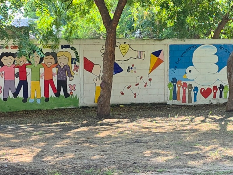 Por violencia, secundarias técnicas se van a clases virtuales en varias comunidades