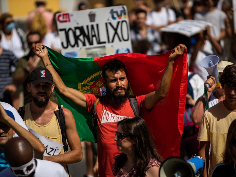 Portugal liberará restricciones a finales de verano pese a contagios