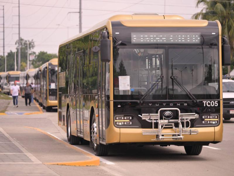 Poza Rica estrena sistema de transporte con 40 autobuses híbridos