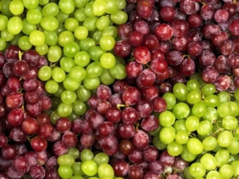 Precio de las uvas se dispara previo al año nuevo