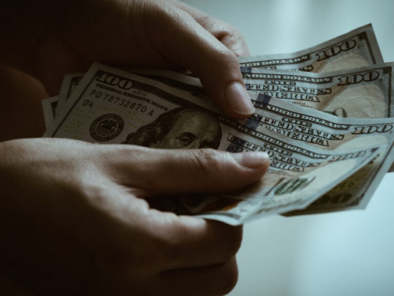 Peso mexicano se hunde tras imponer aranceles