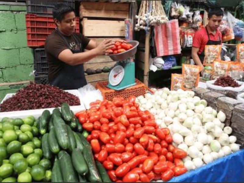 Precios van en aumento, no alcanza para surtir canasta básica