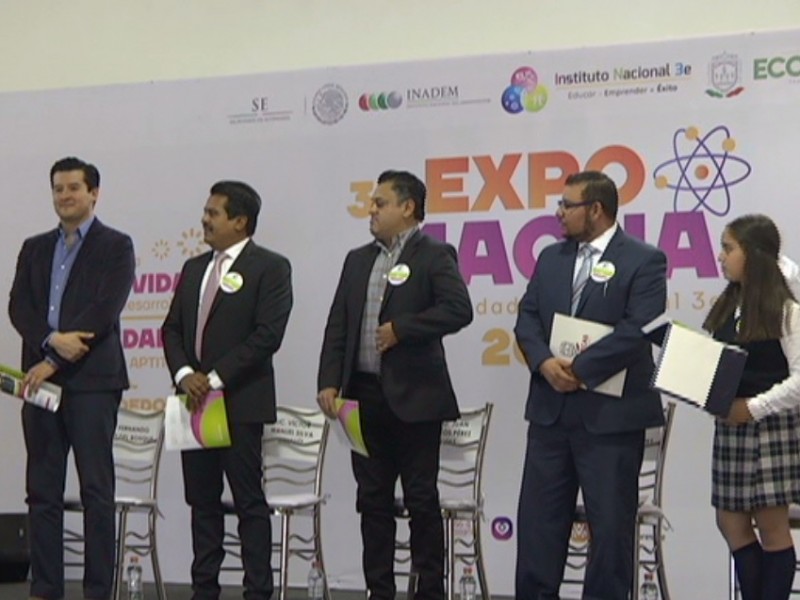 Premian emprendedurismo zacatecano