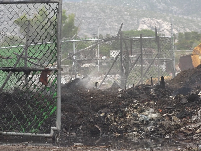 Prende fuego al Centro de Transferencia de Gómez Palacio