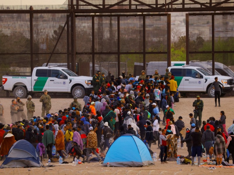 Sin condiciones dignas permanecen migrantes en México
