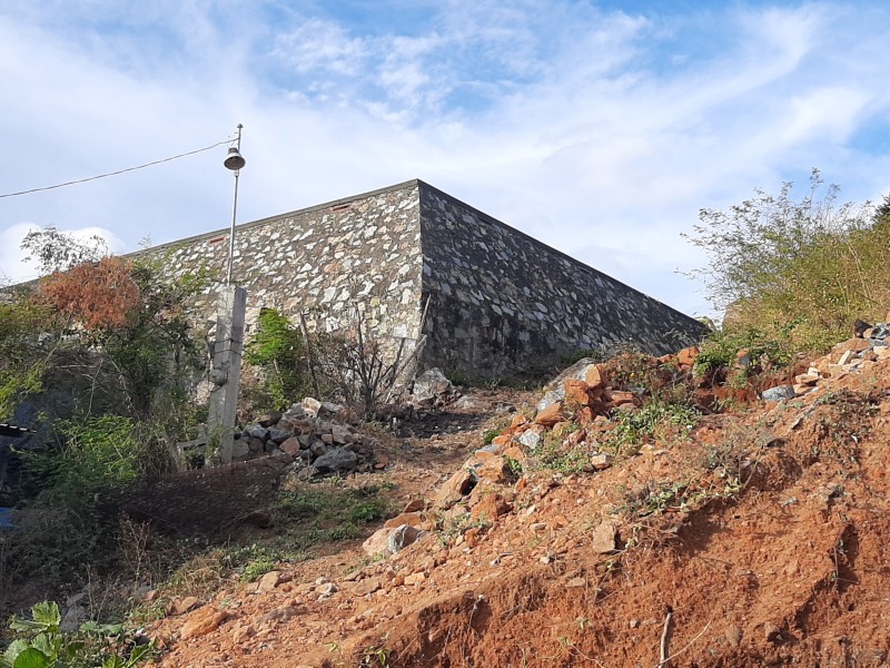 Preocupa posible contaminación de agua por basurero clandestino