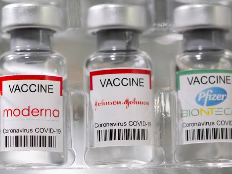 Prepara Moderna vacuna de refuerzo contra variante ómicron