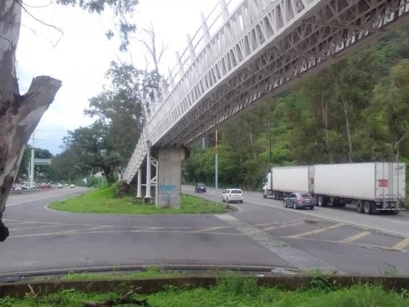 Preparan alumbrado público en Parque Lineal para ruta de peregrinos