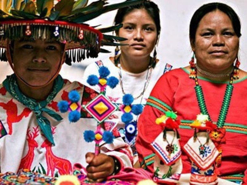 Preparan artesanos indígenas plataforma digital para proyección etno-cultural nayarita
