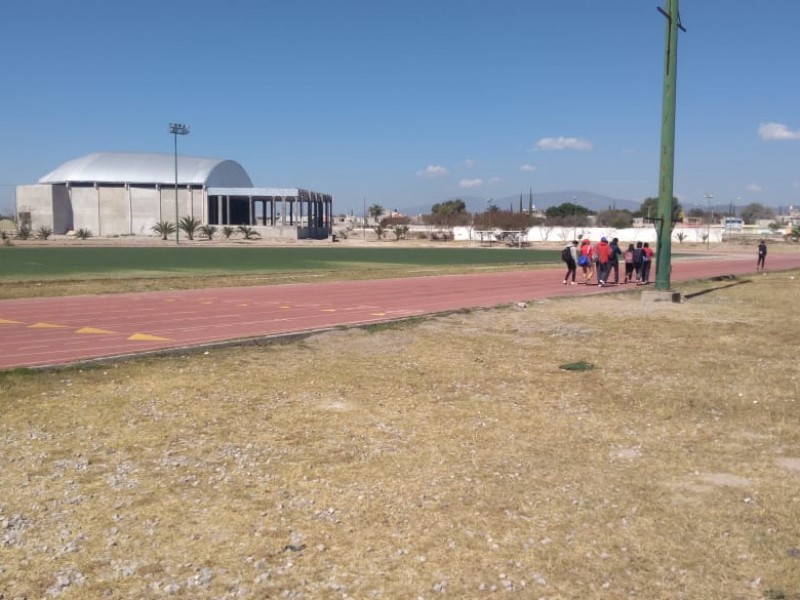 Preparan espacios deportivos para ser sede nacional