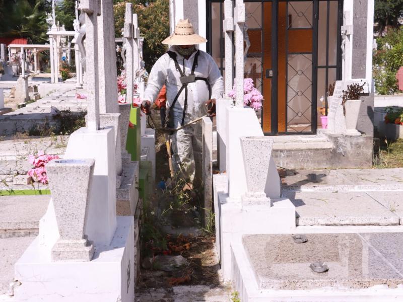Preparan los cinco panteones de Guadalajara para el Día de Muertos