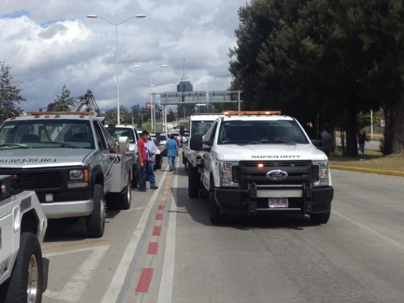 Preparan manifestaciones operadores de grúas y transportistas