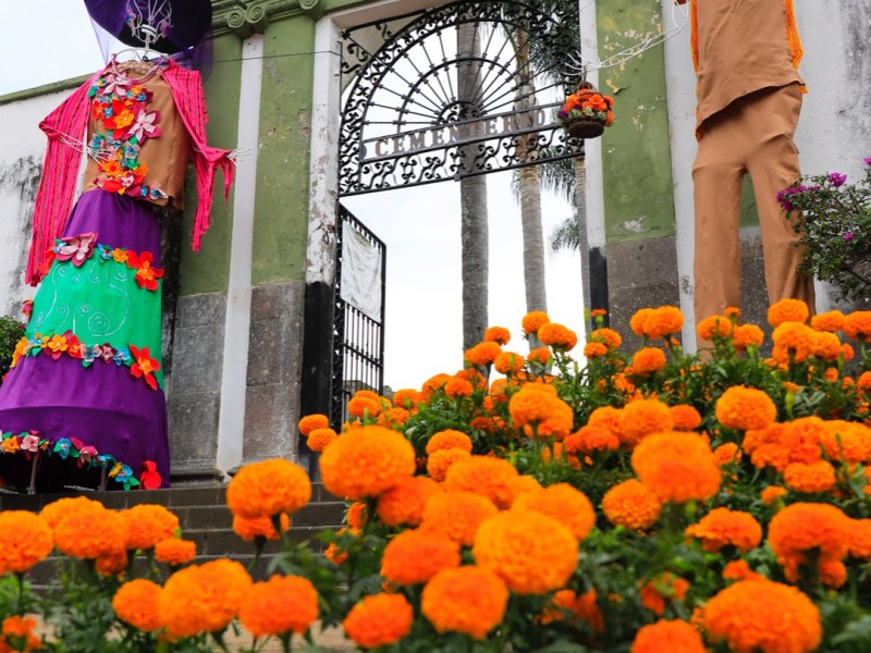 Preparan panteones municipales en Xalapa