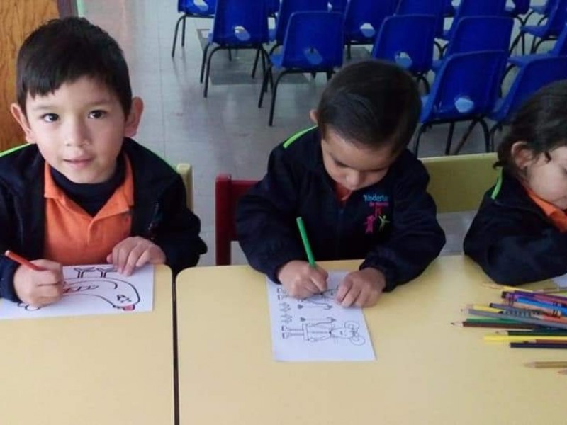 Preparan regreso a clases en Michoacán
