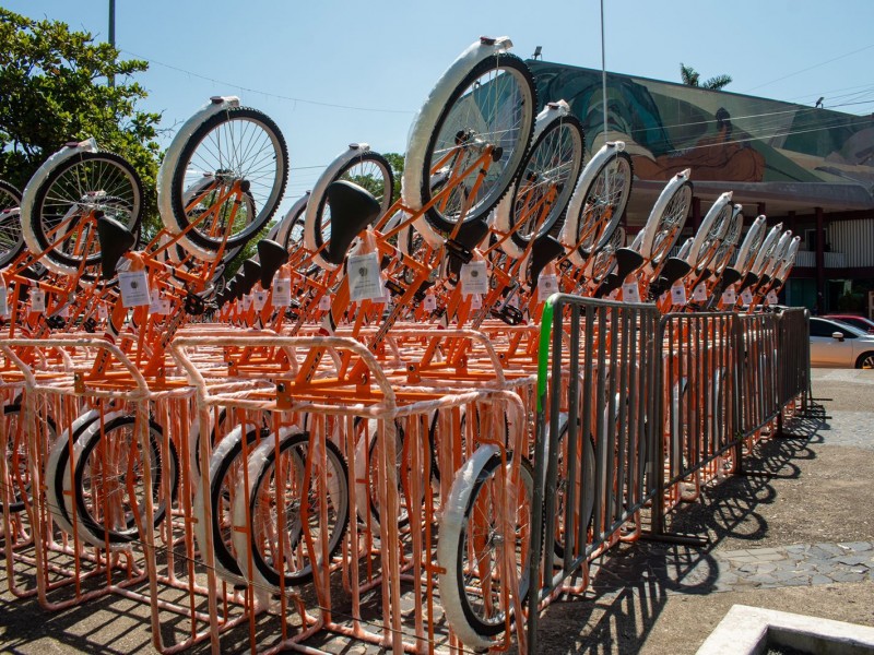 Preparan segunda entrega de triciclos en Poza Rica