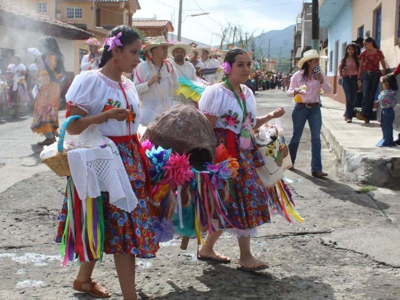 Preparan tradicional celebración del Corpus Christi en Tlazazalca