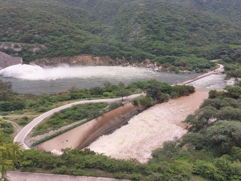 Presa Benito Juárez al 110% de su capacidad