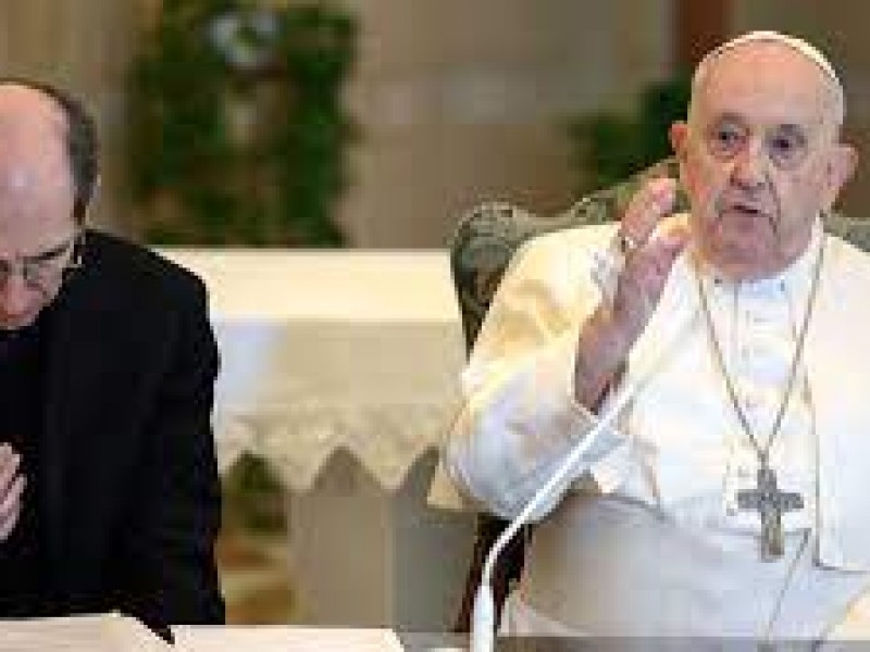 Presenta el Papa Francisco inflamación pulmonar