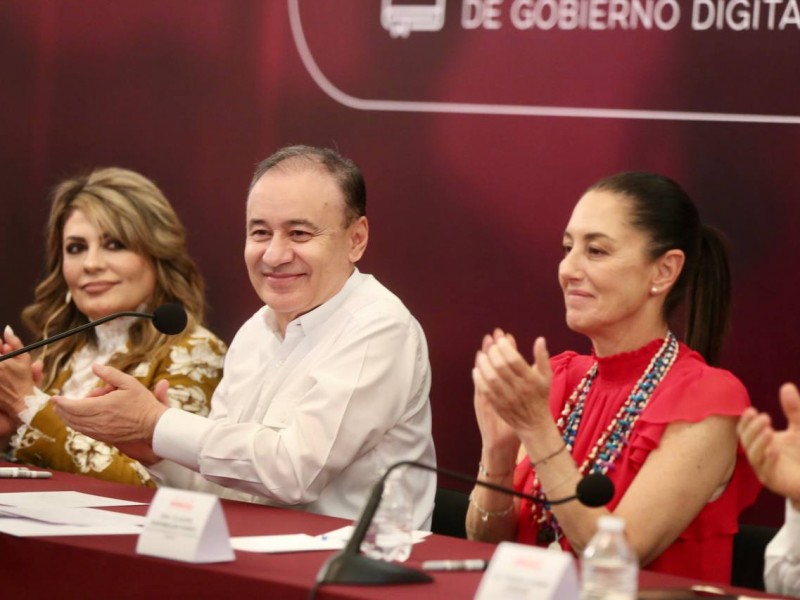 Presenta gobernador iniciativa de Ley de Gobierno Digital