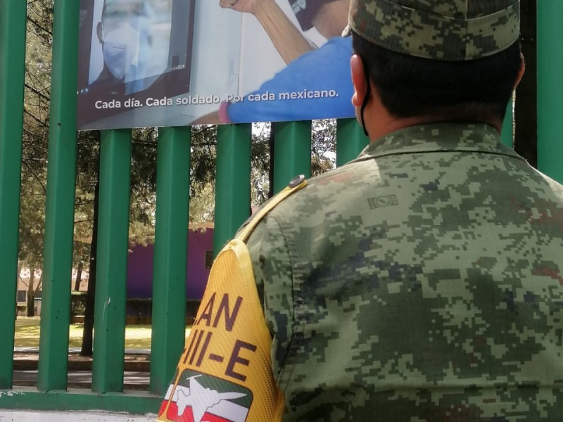 Presenta SEDENA muestra fotográfica en parque Bicentenario Toluca