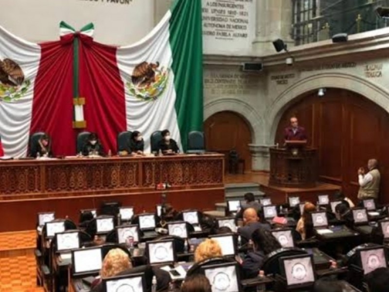 Presentan a El Gover como Diputado gay por el Verde