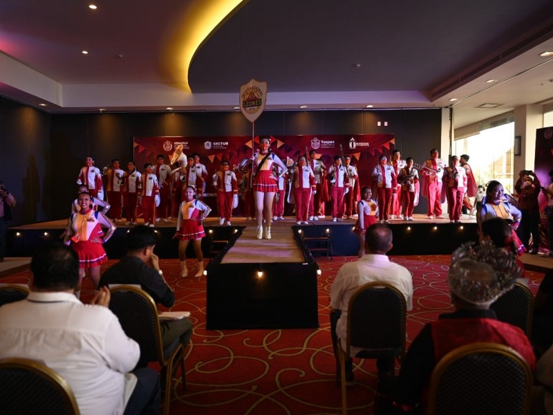 Presentan Corte Real del Carnaval Tuxpan 2022
