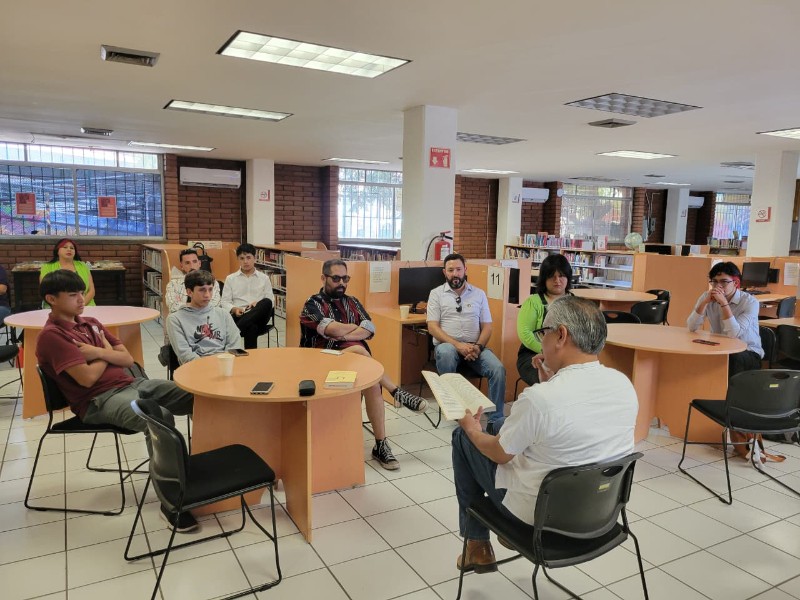 Presentan en la biblioteca municipal acciones de literatura para todos