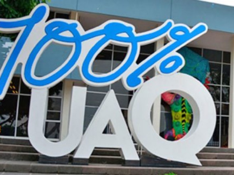 Presentan en la UAQ 